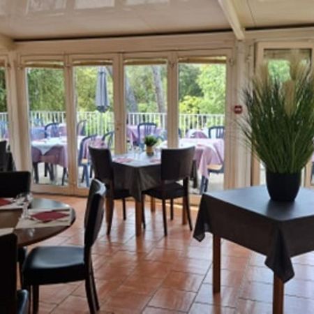 Le Relais Des Lavandins Le Muy Exterior foto